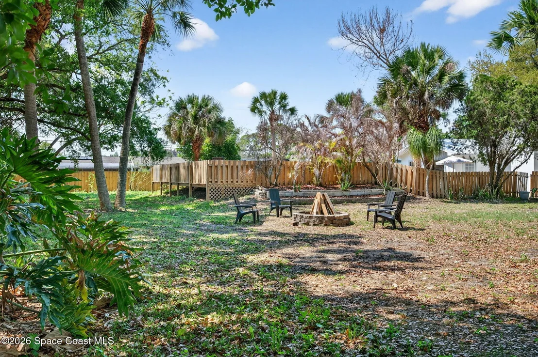 Photo of 7486 Livingstone Lane