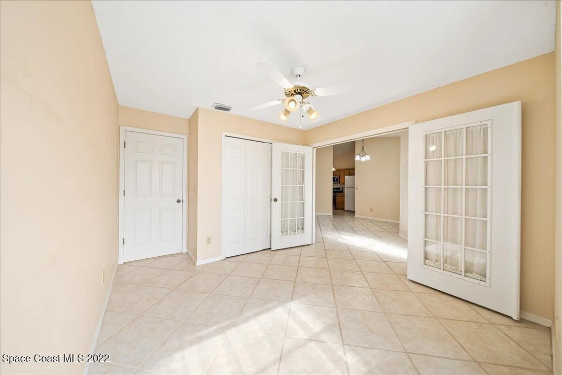 Photo of 958 Tamarind Circle