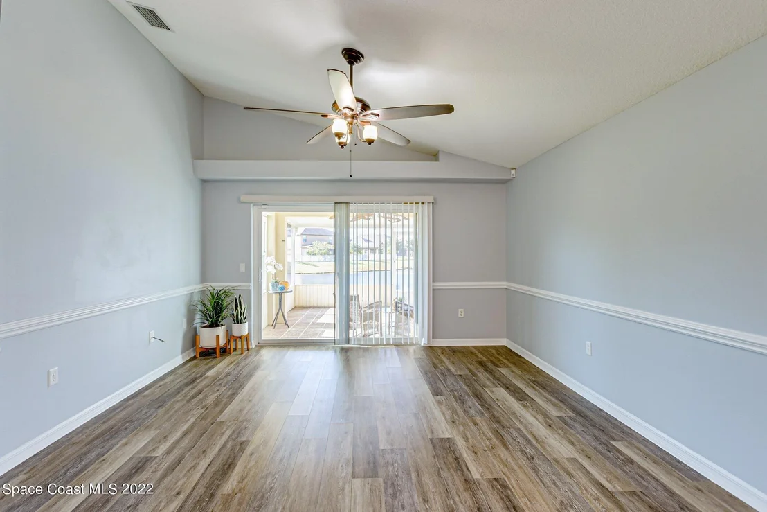 Photo of 491 Dillard Drive SE