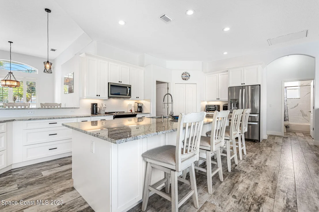Photo of 212 Ivory Drive