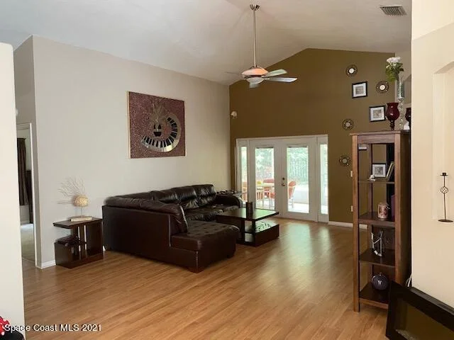Photo of 2584 Ventura Circle