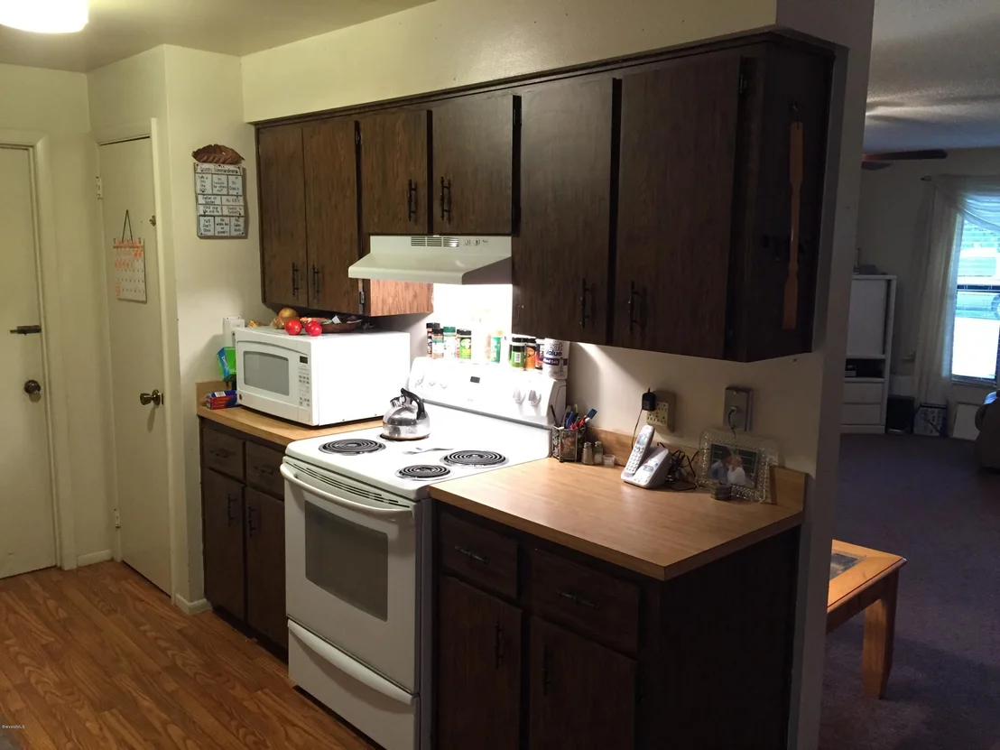 Photo of 1124 Hermosa Drive