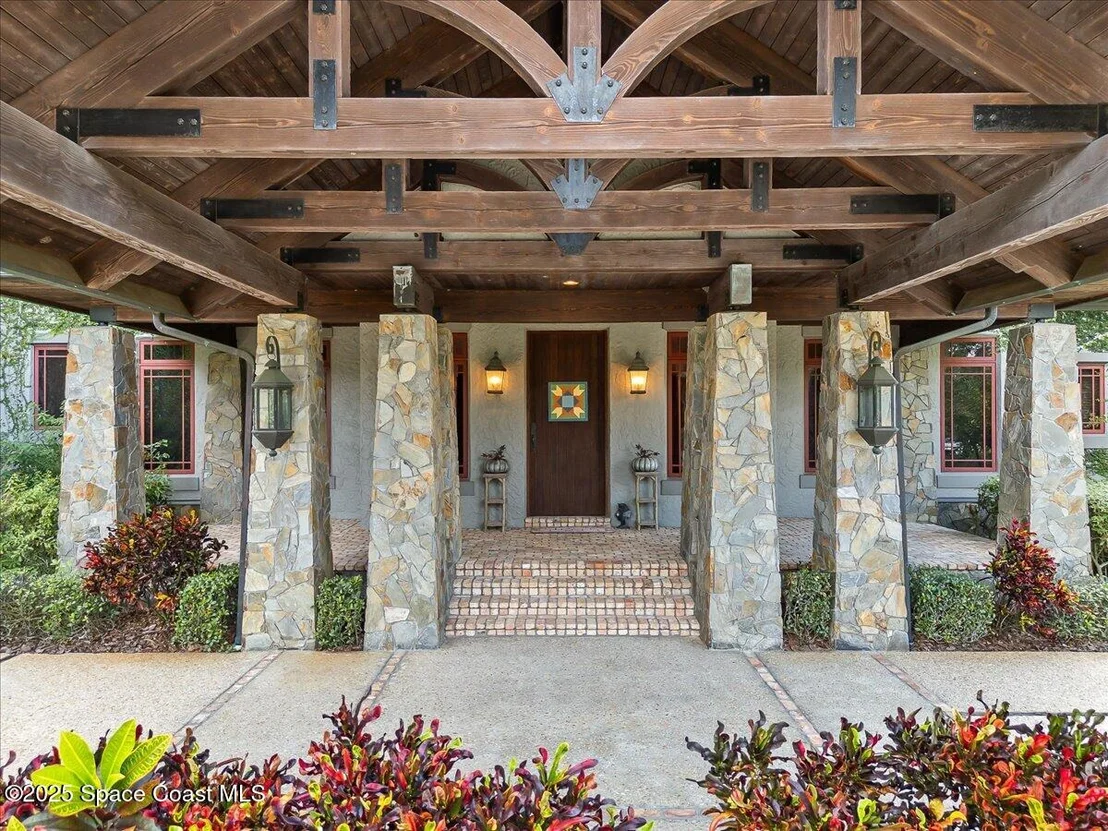 Photo of 586 Wethersfield Place