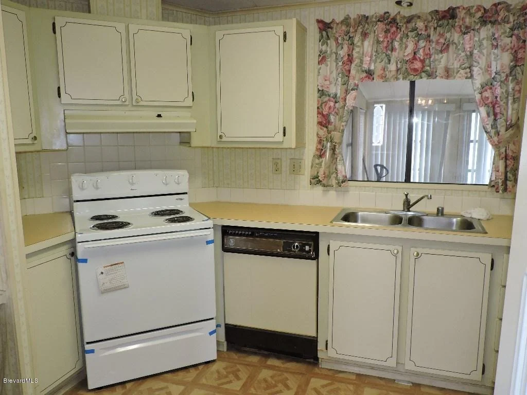 Photo of 365 Marlin Circle