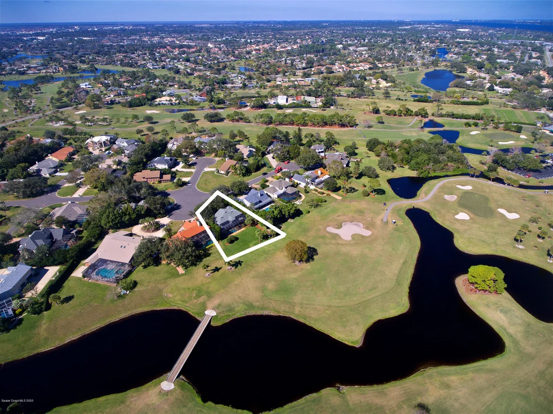 Photo of 637 Woodbridge Drive