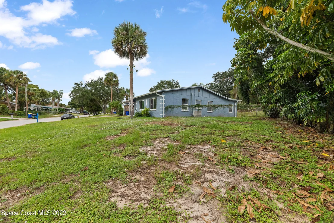 Photo of 32 Knollwood Drive