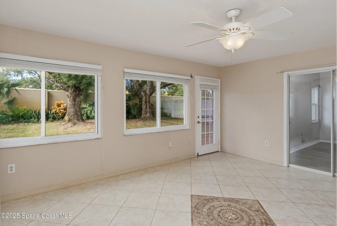 Photo of 928 S Fork Circle