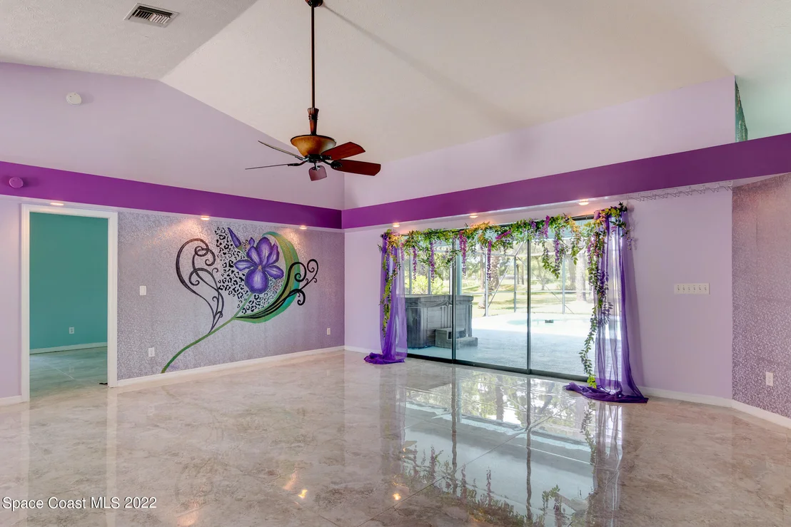 Photo of 4100 Redwood Drive