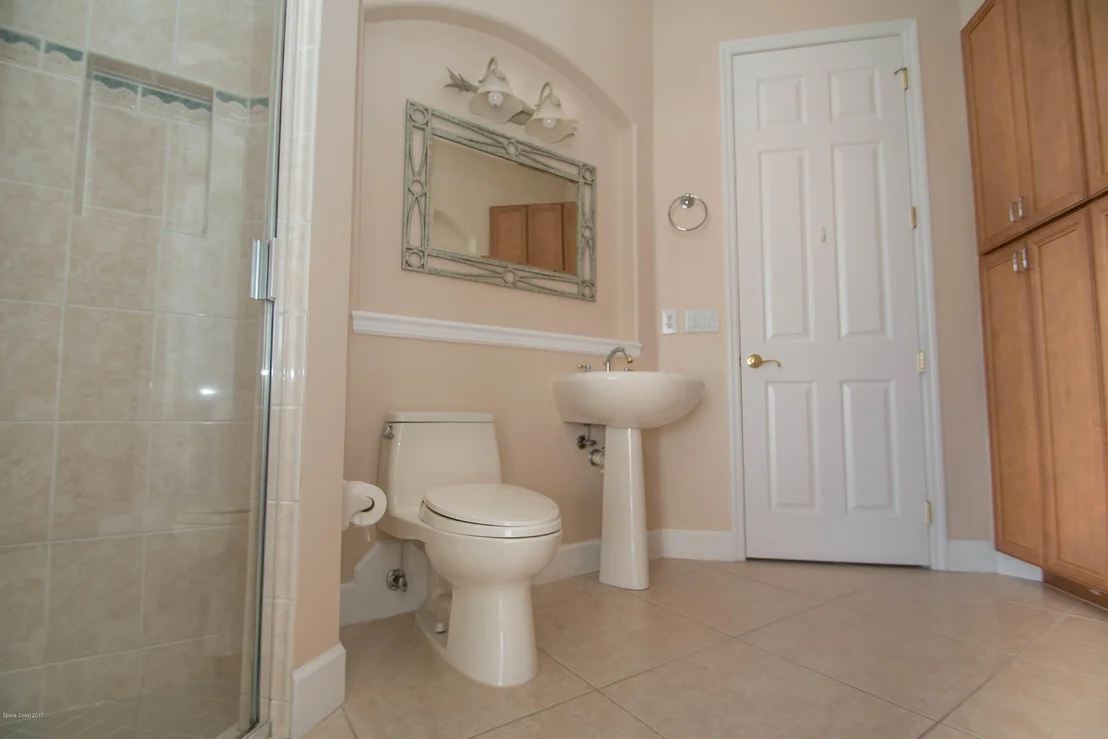 Photo of 282 Flanders Drive
