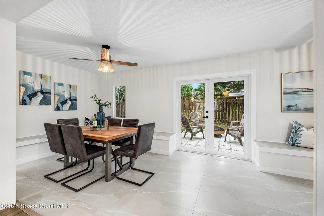 Photo of 124 Uranus Court
