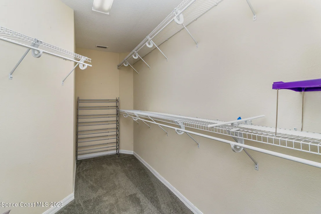 Photo of 7227 Broderick Drive