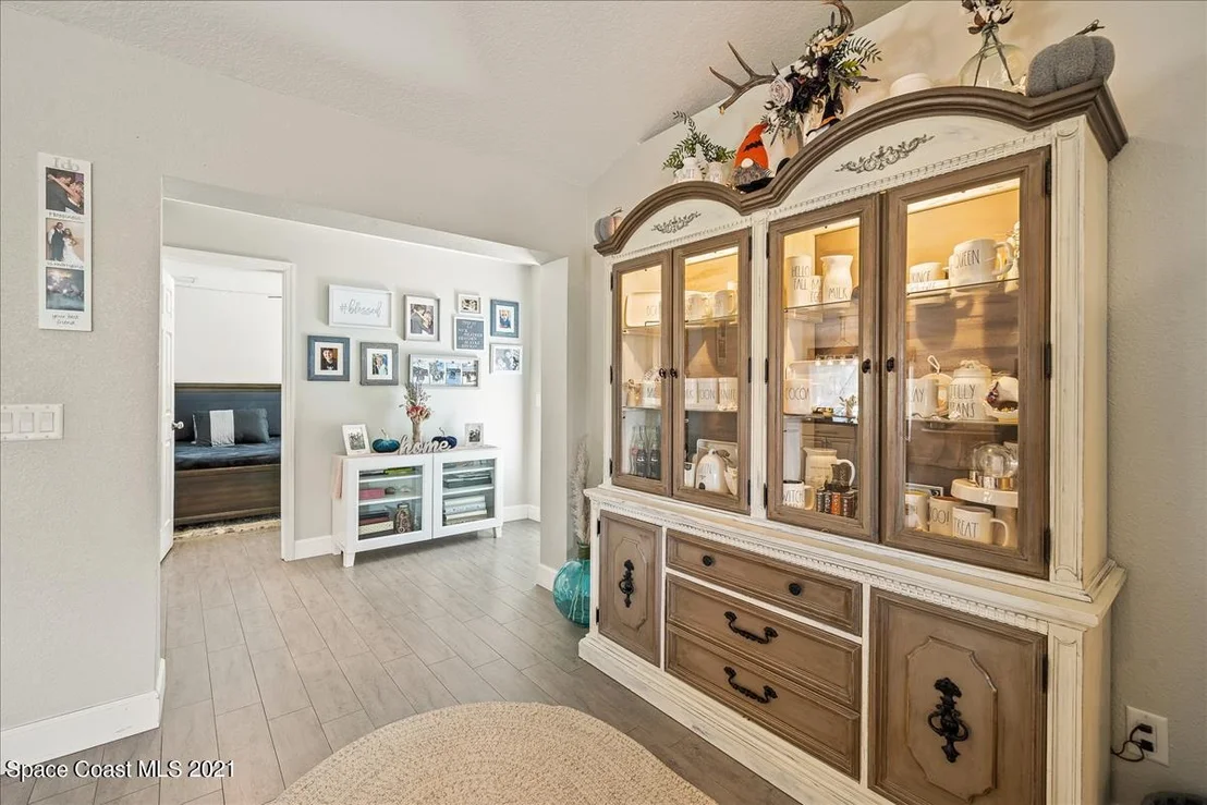 Photo of 1035 Jacaranda Circle