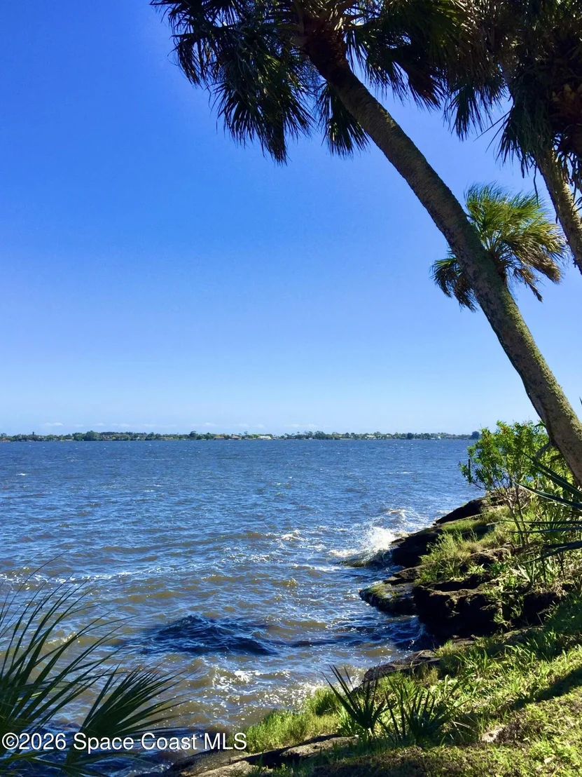 Photo of 1841 Rockledge Drive