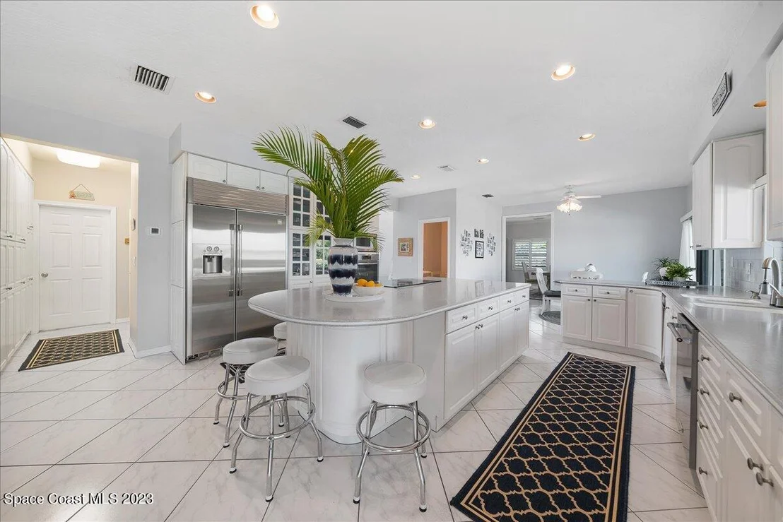 Photo of 544 Lanternback Island Drive