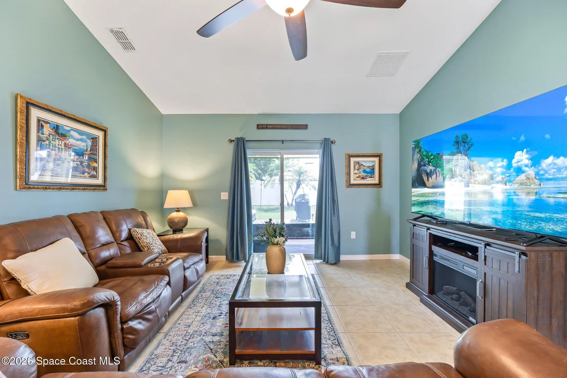 Photo of 1465 Litchfield Drive