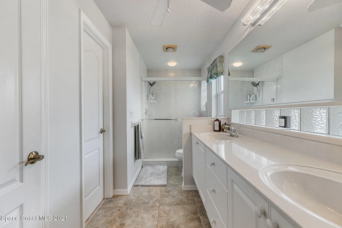 Photo of 2355 Addington Circle
