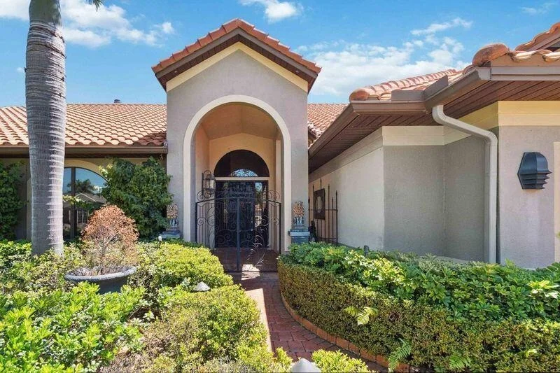 Photo of 577 Spring Lake Drive