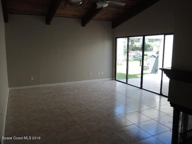 Photo of 335 Mission Oak Drive