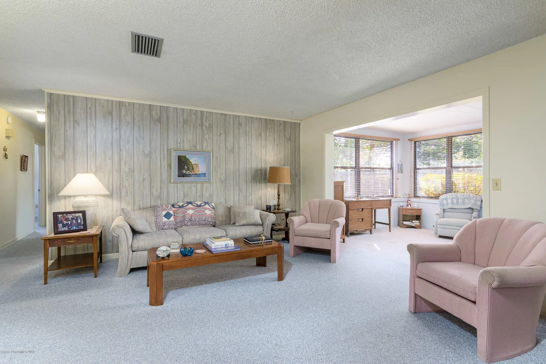 Photo of 955 Cristobal Drive
