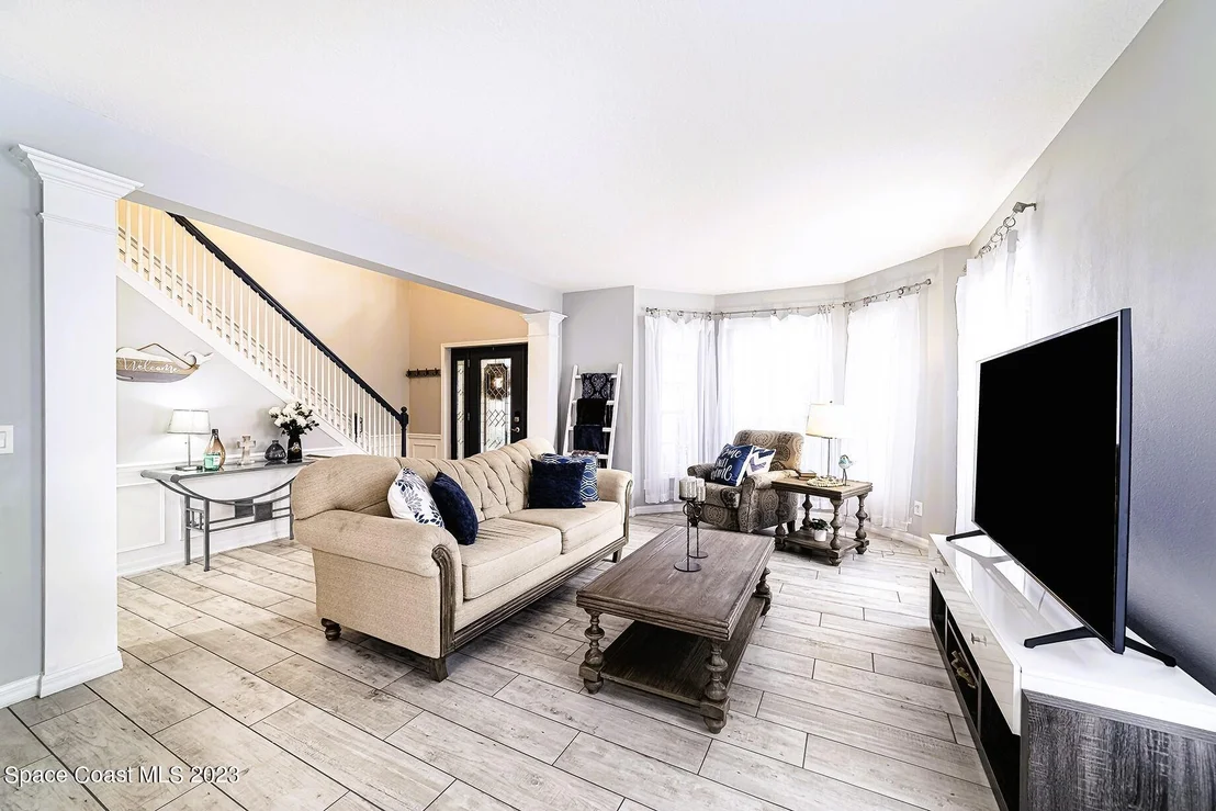 Photo of 735 Autumn Glen Drive