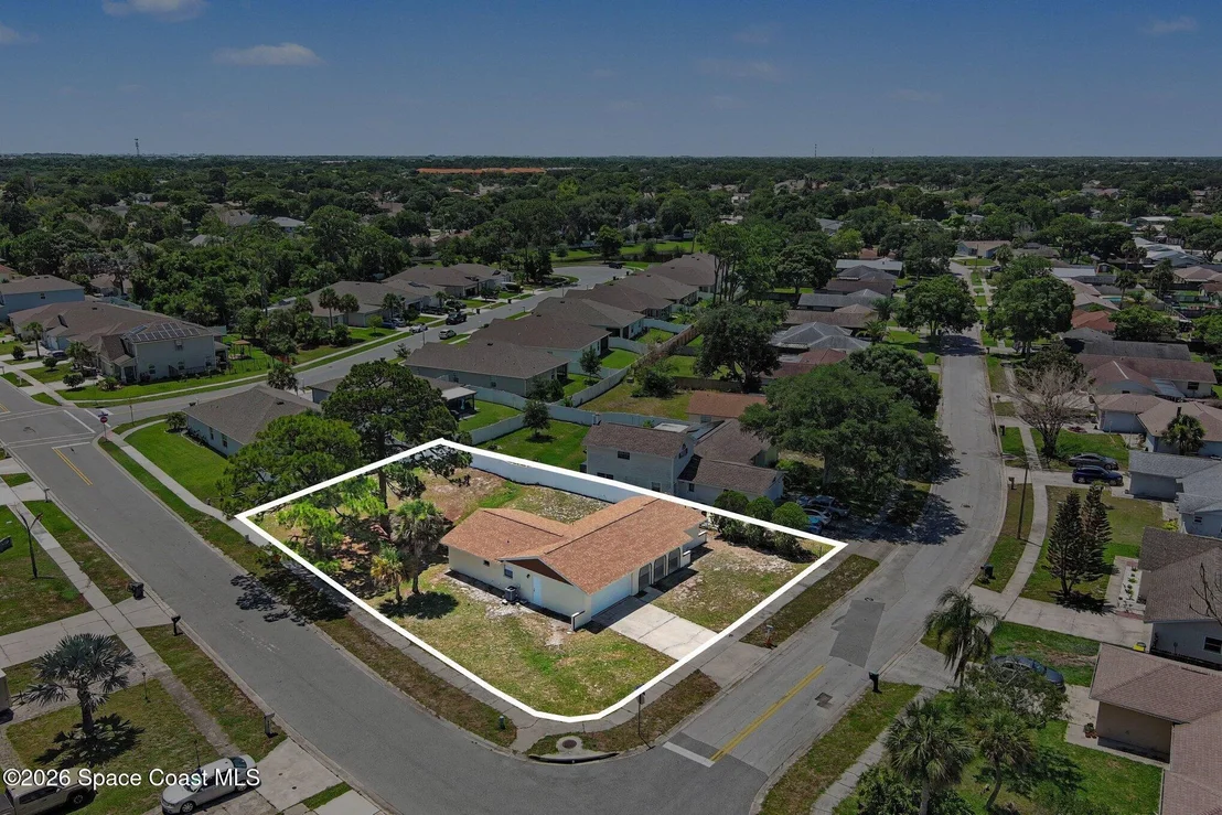 Photo of 952 Bayberry Lane
