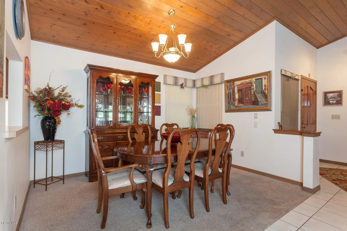 Photo of 2375 Ophelia Lane