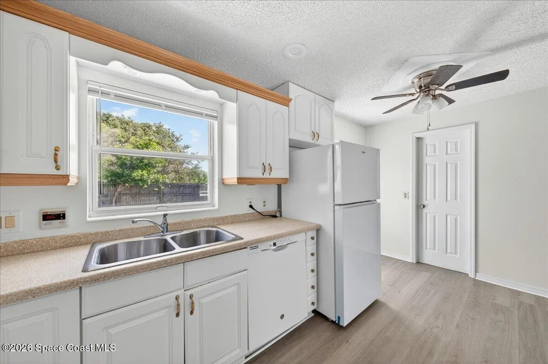 Photo of 2804 Kenyon Avenue