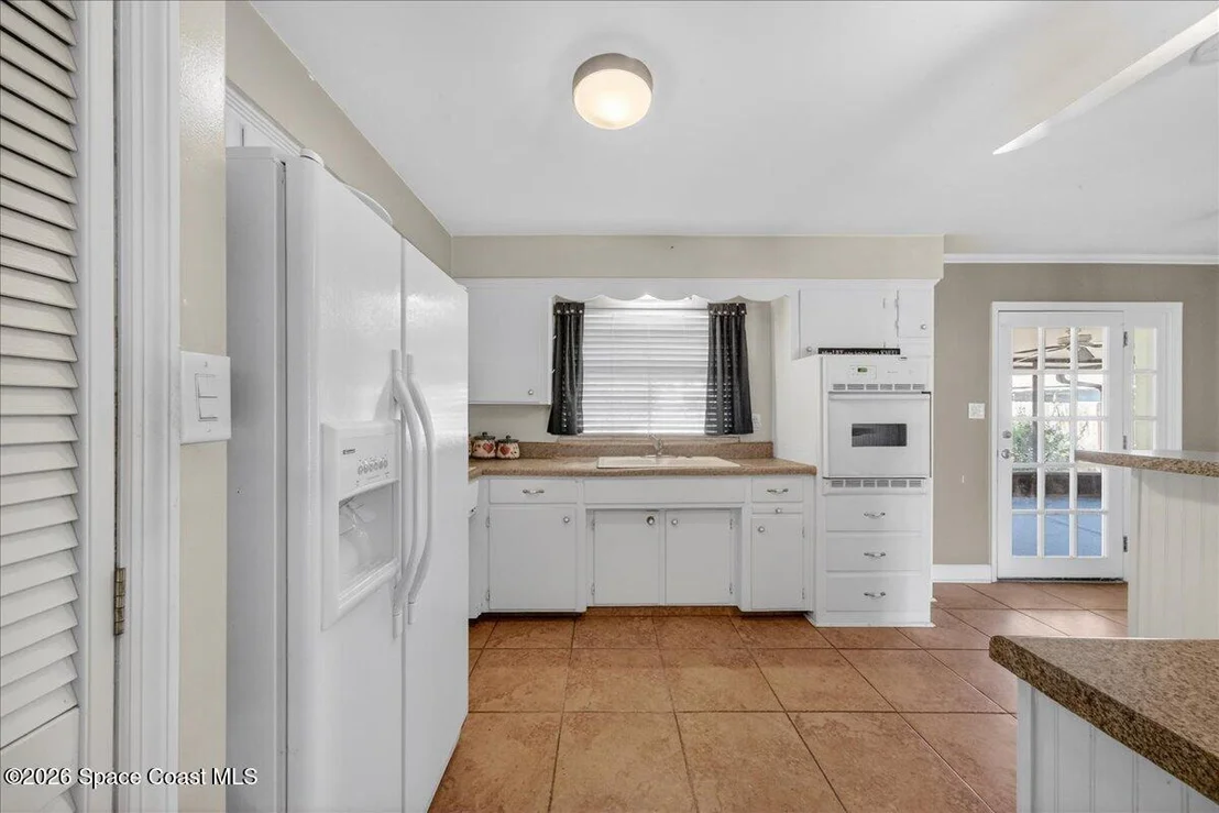Photo of 702 Carmen Drive