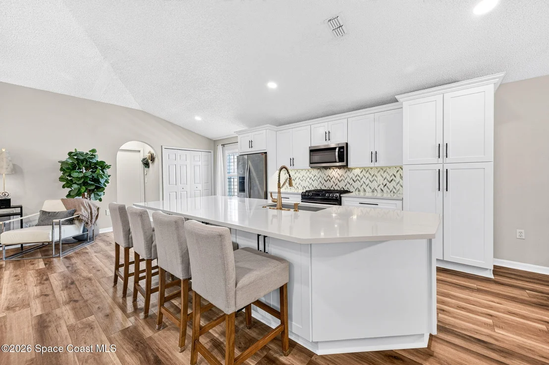 Photo of 1716 Vista Lake Circle