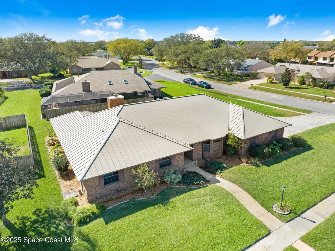 Photo of 2977 Saint Helens Way