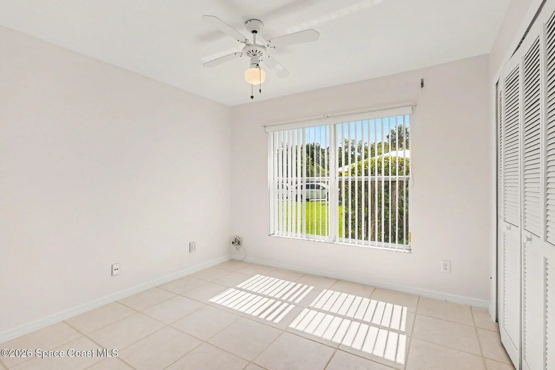 Photo of 1230 Meadowbrook Road NE