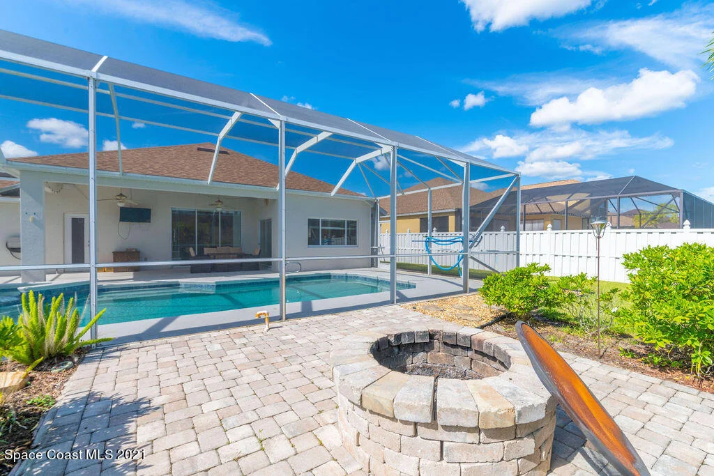 Photo of 4390 Chardonnay Drive