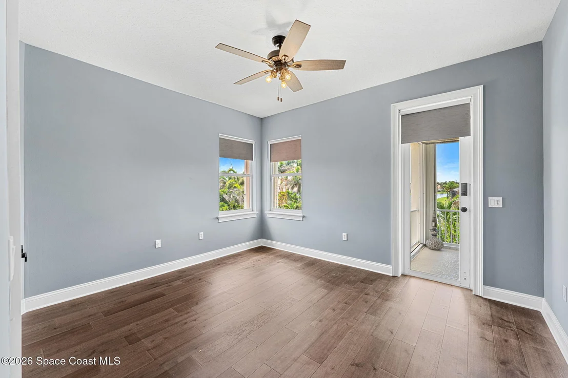 Photo of 242 Flanders Drive