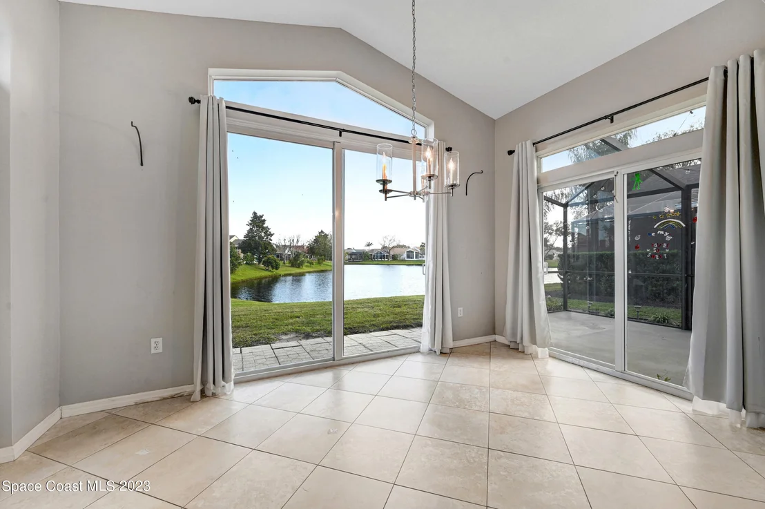 Photo of 895 Shaw Circle