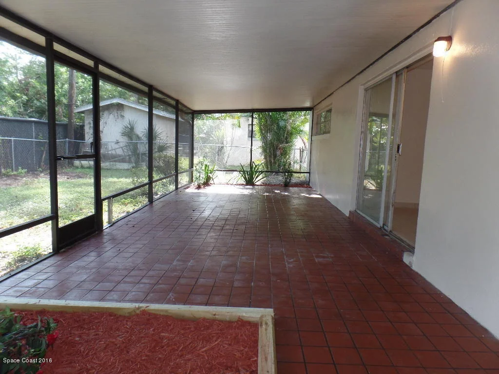 Photo of 1720 Golfview Drive