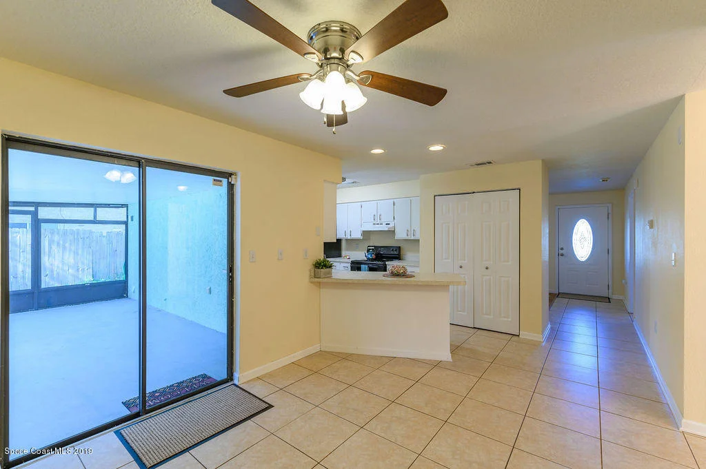 Photo of 4595 Robert Street