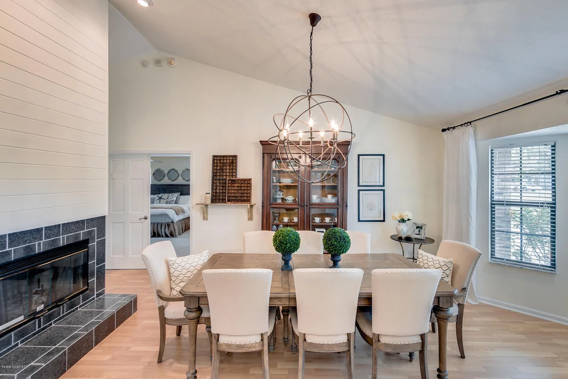Photo of 902 Whisperpine Drive