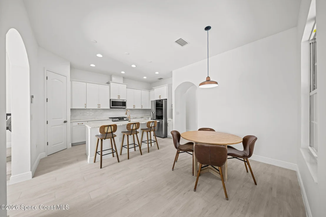Photo of 8566 Lyside Drive