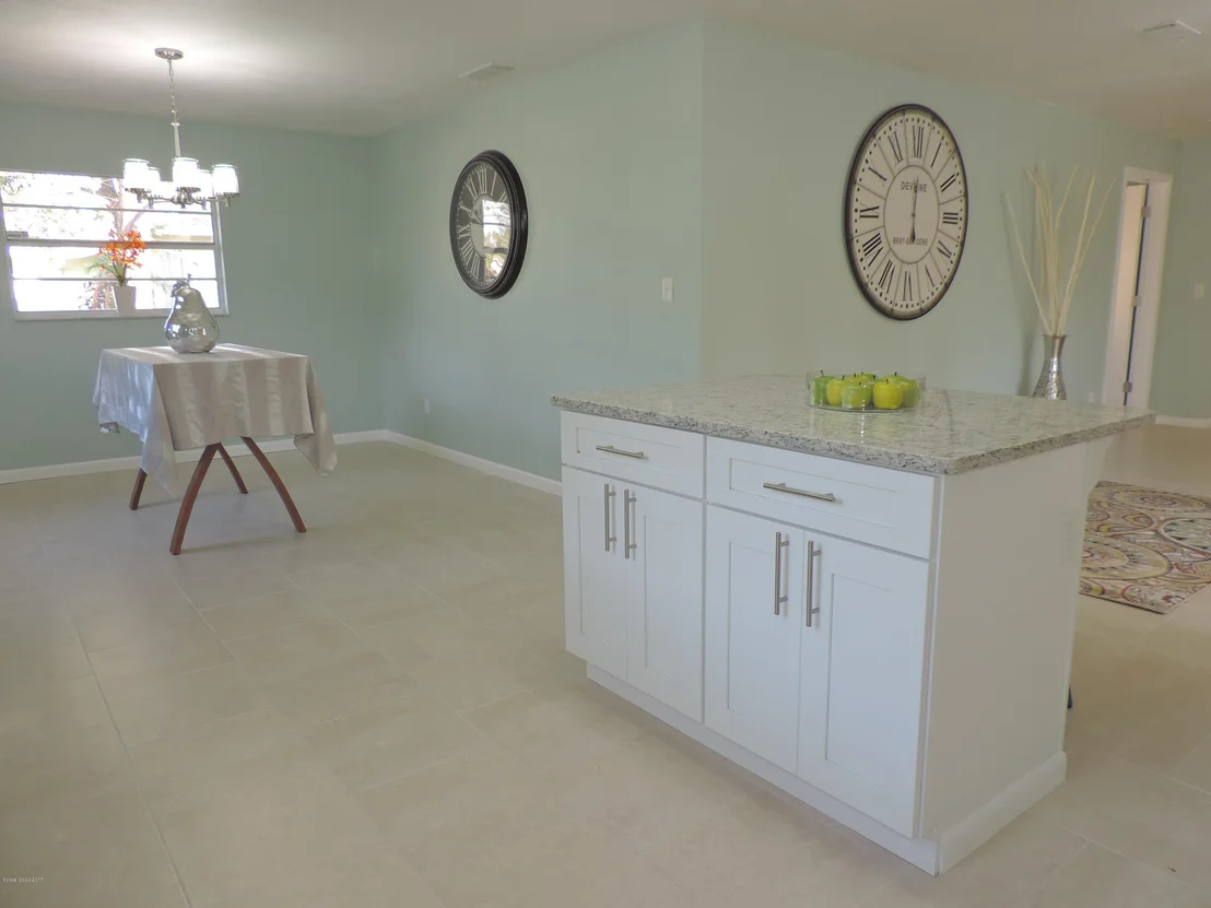 Photo of 307 Edgewood Drive