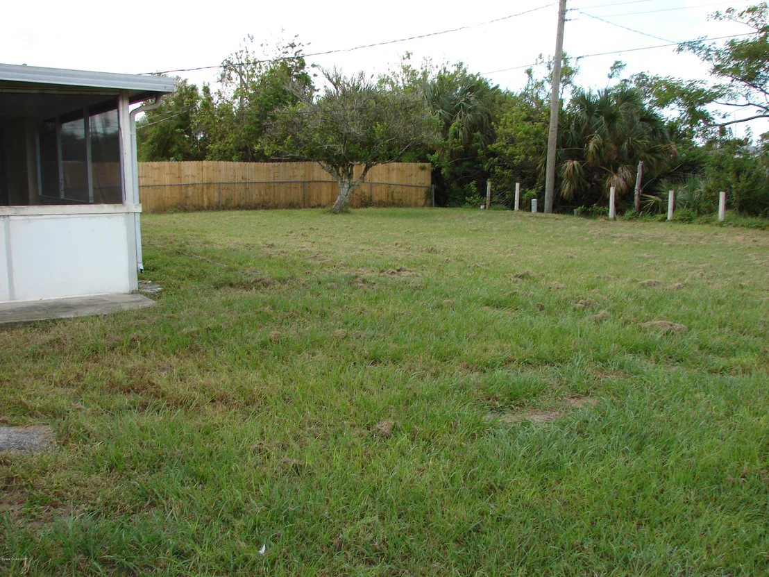 Photo of 762 Hampton Drive NE