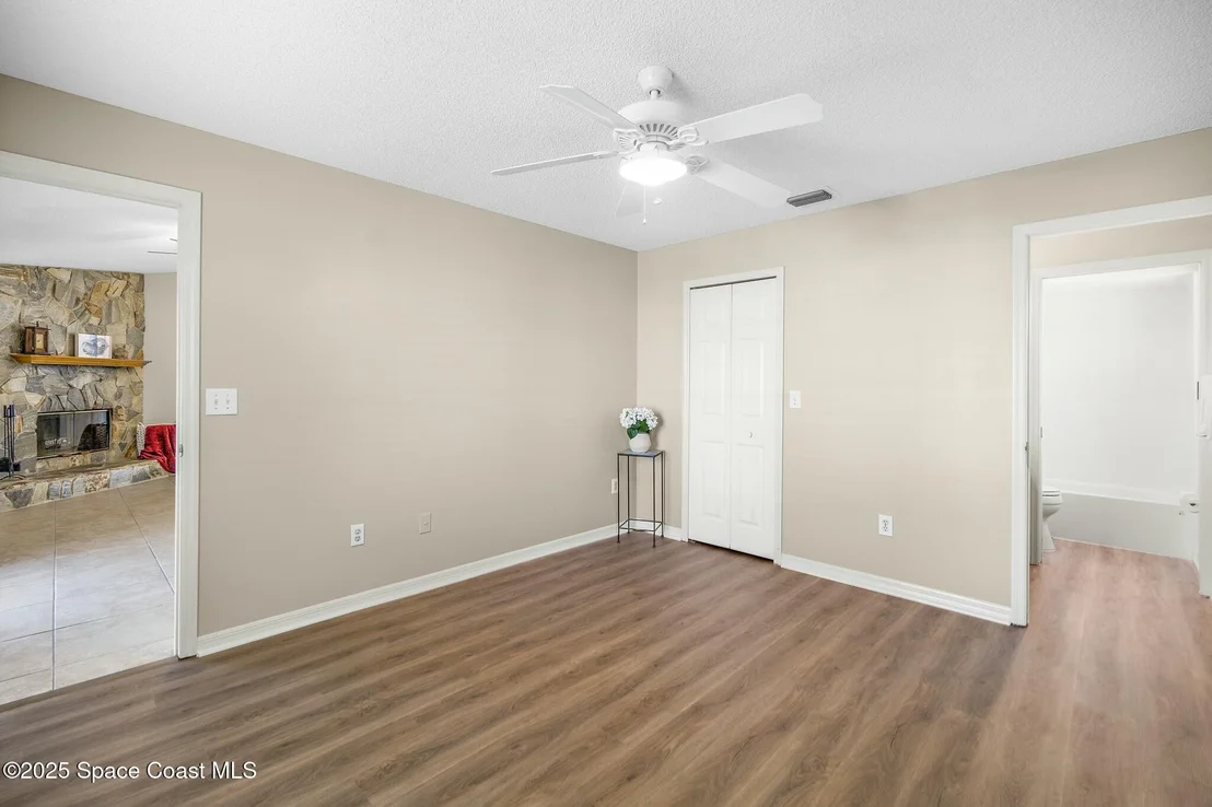 Photo of 6996 Hammock Lakes Drive