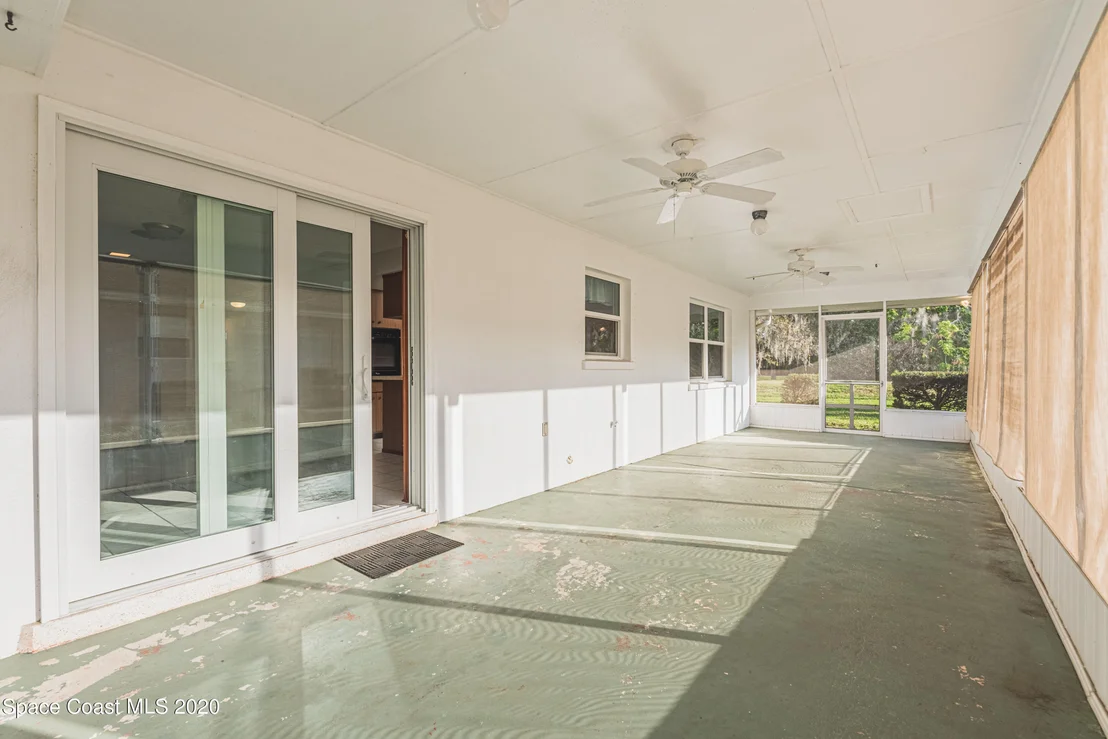 Photo of 1945 Trimble Road