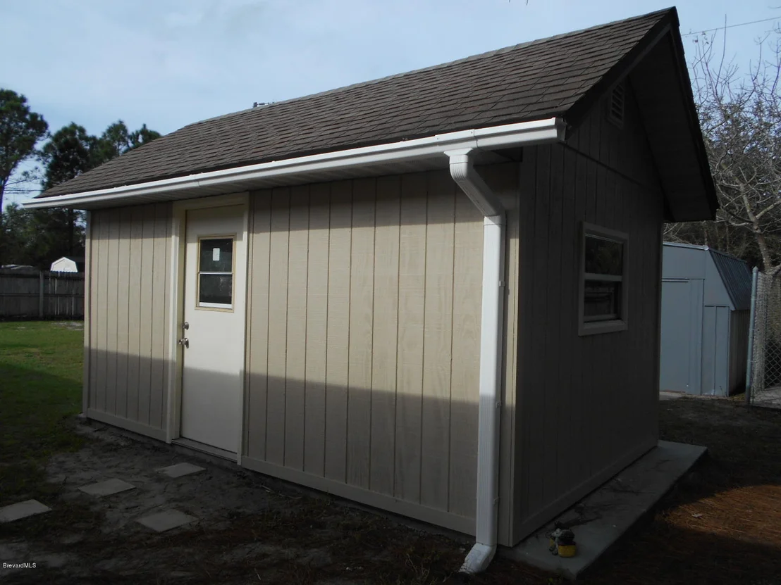 Photo of 711 SE Airoso Road