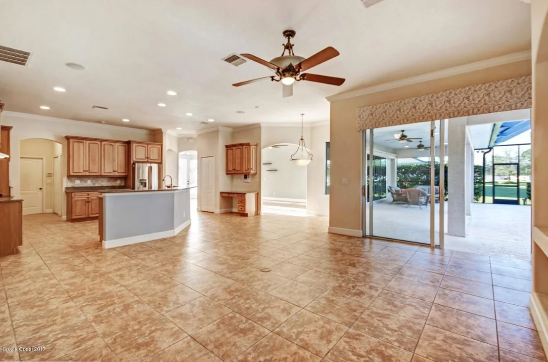 Photo of 2137 Windbrook Drive SE