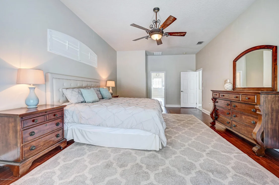 Photo of 120 Oyster Place