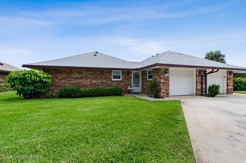 Photo of 208 Chalet Avenue