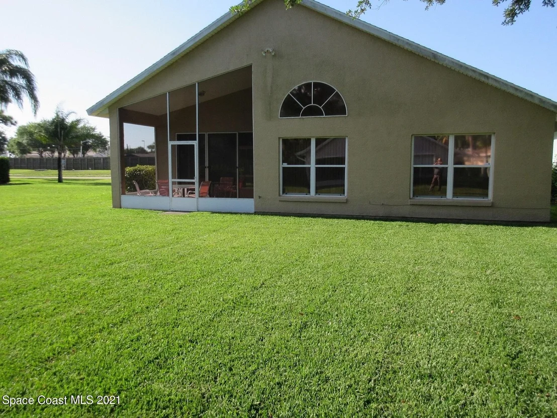 Photo of 3879 Saint Armens Circle