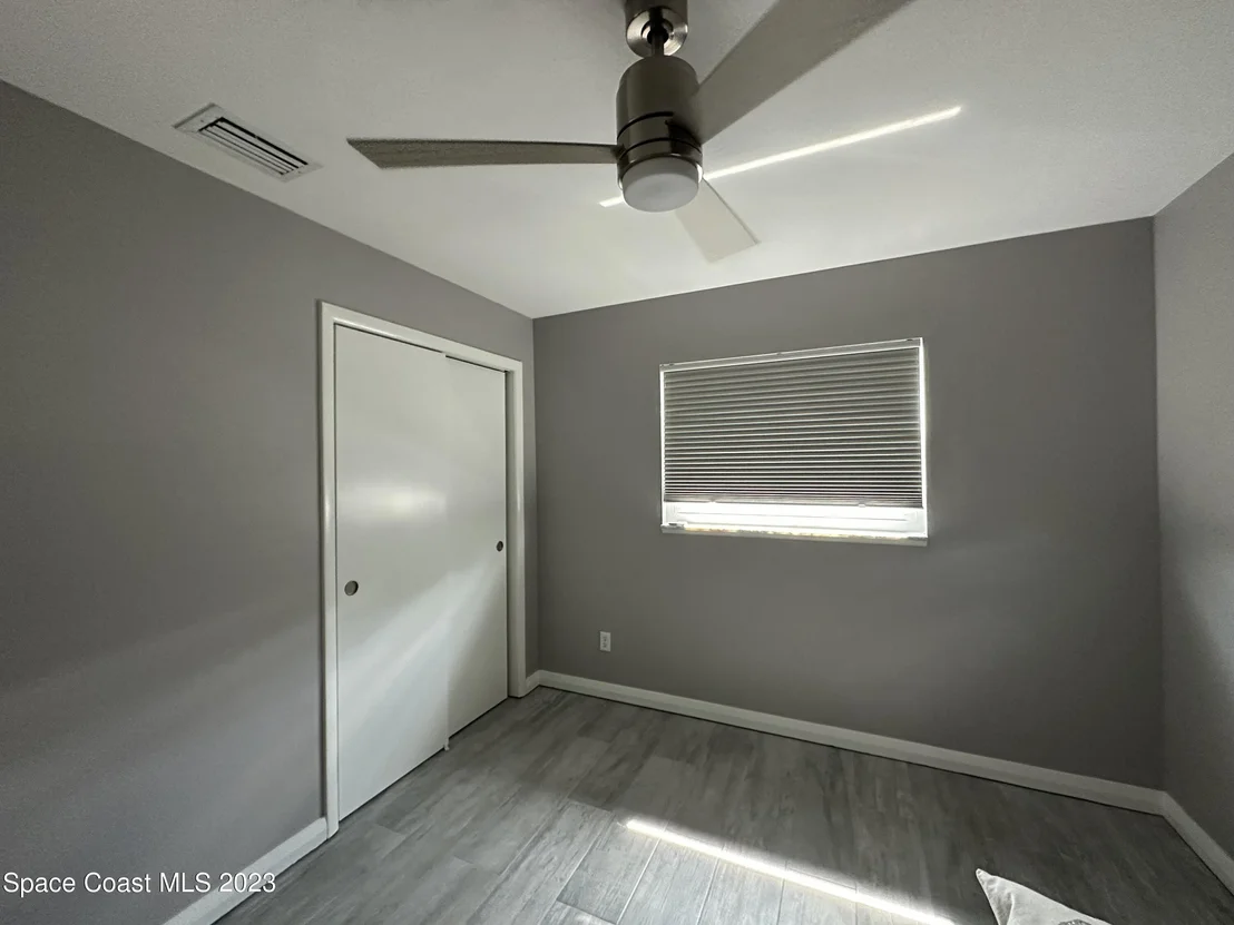 Photo of 989 Cardon Drive