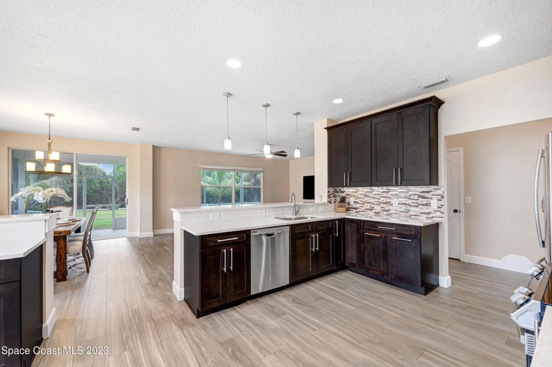 Photo of 3910 Waterford Drive