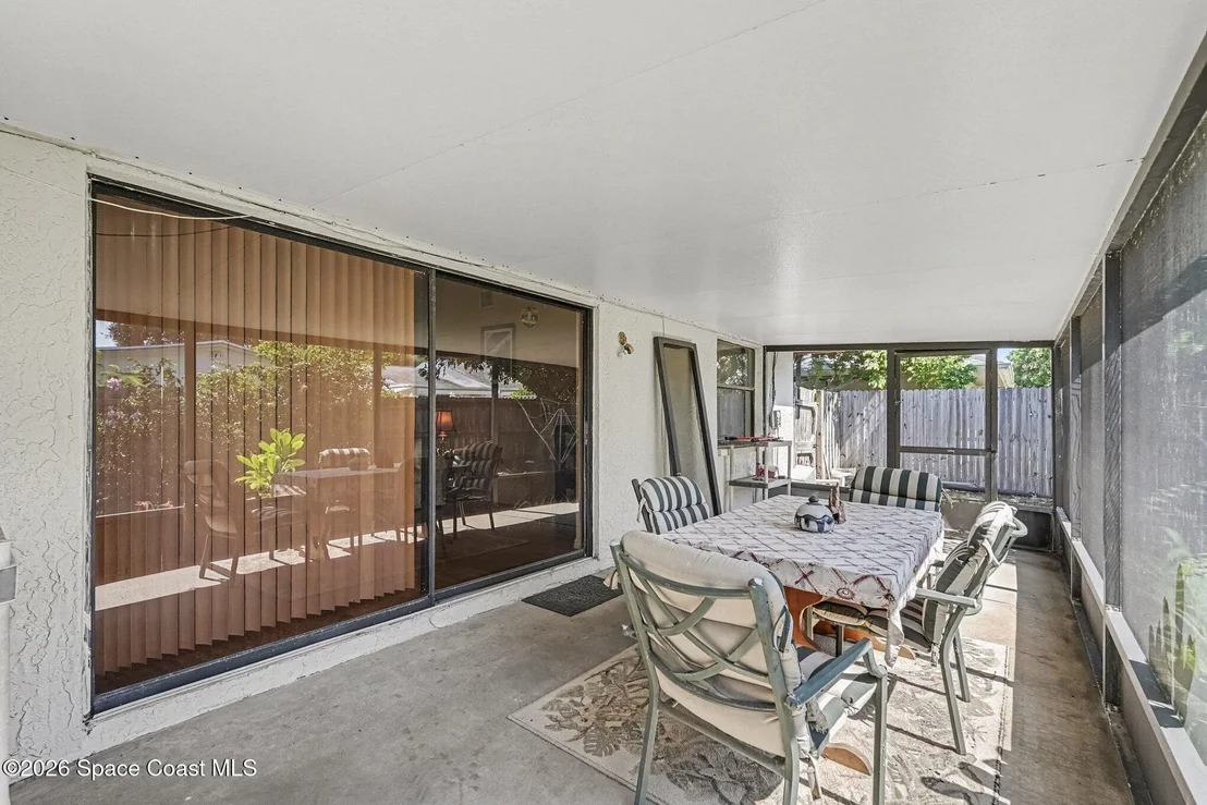 Photo of 225 Chalet Avenue